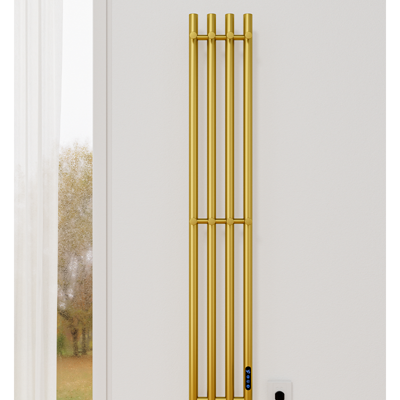 G40 Schwarze, an der Wand montierte, vertikal beheizte Handtuchschiene
